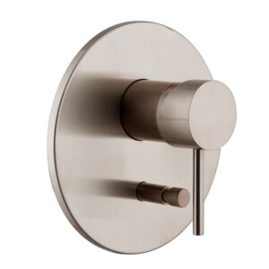 Single lever bath and shower mixer for
concealed installation with 2 outlets diverter