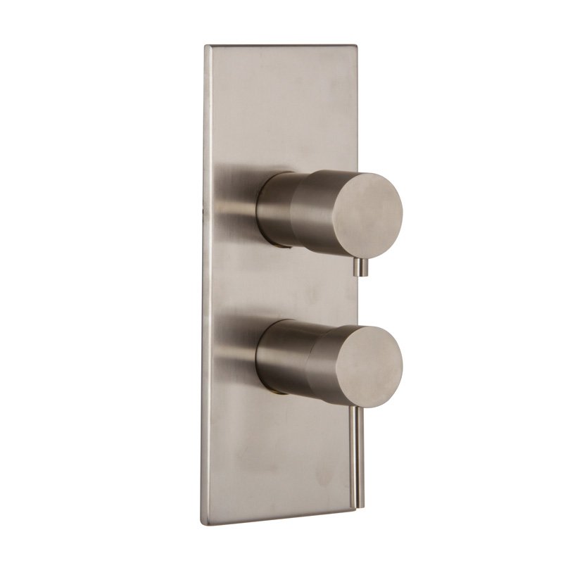 Built-in mixer with 2/3 outlets diverter