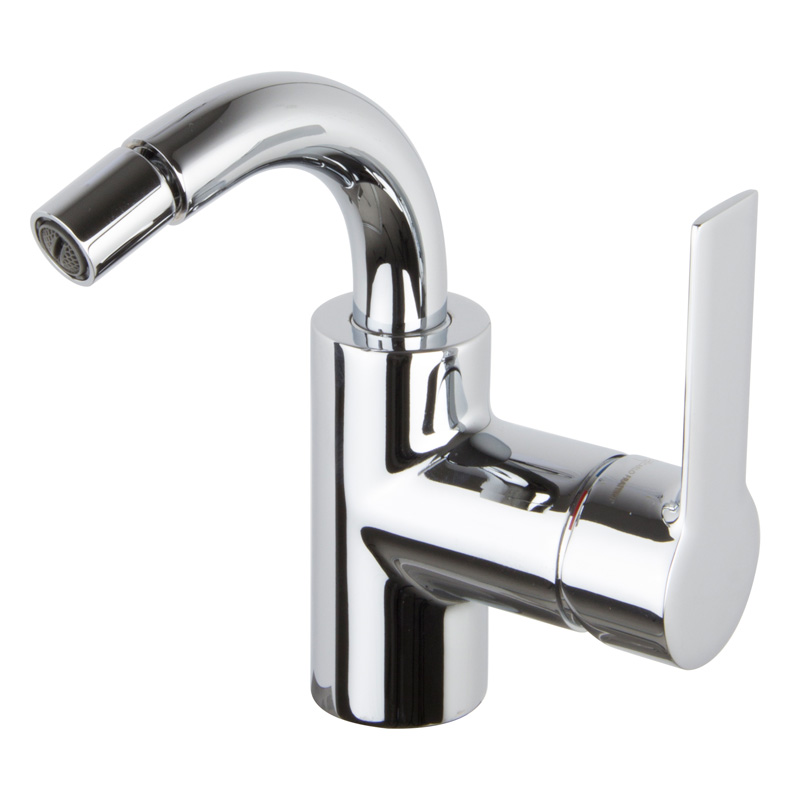 Wash basin mixer with casted swivel spout