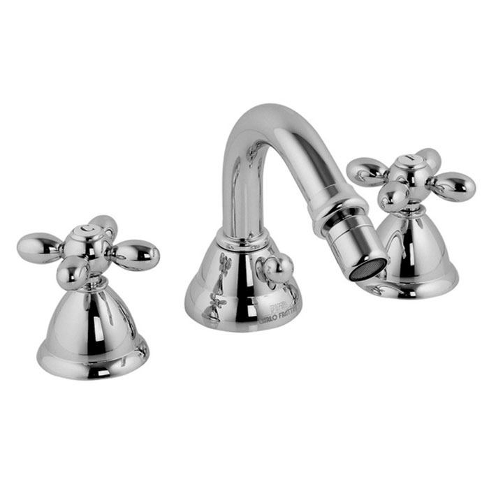 Three-holes bidet mixer with swivel spout