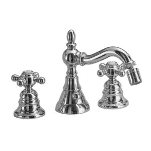 Three-holes bidet mixer with swivel spout