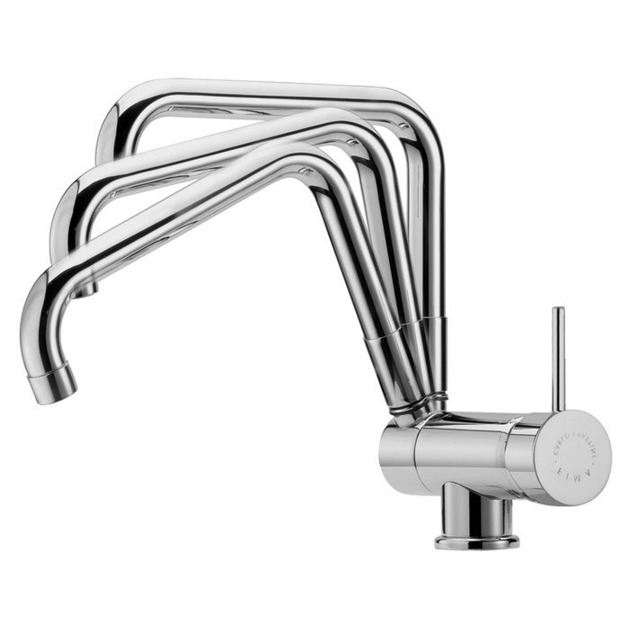 Kitchen mixer with pull down spout